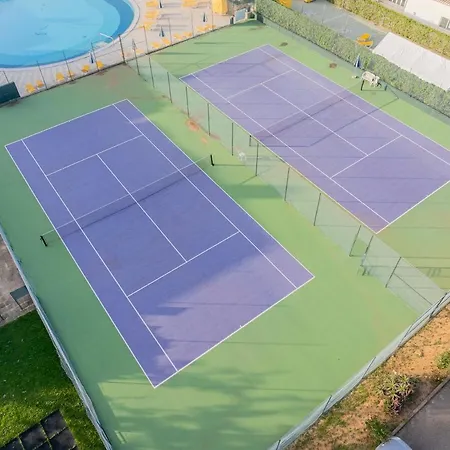 Tropical Oasis Park Villa Portimão