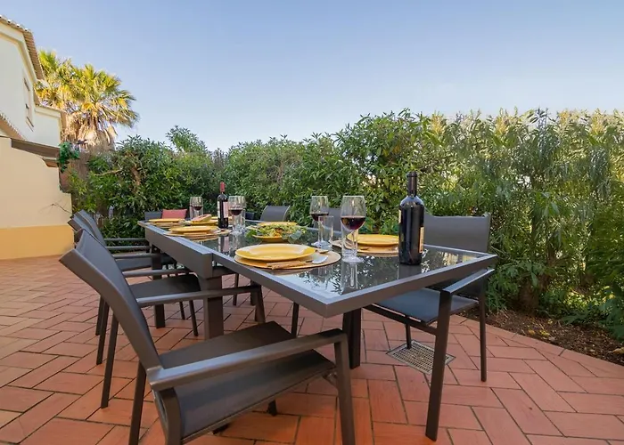 Tropical Oasis Park * Portimão