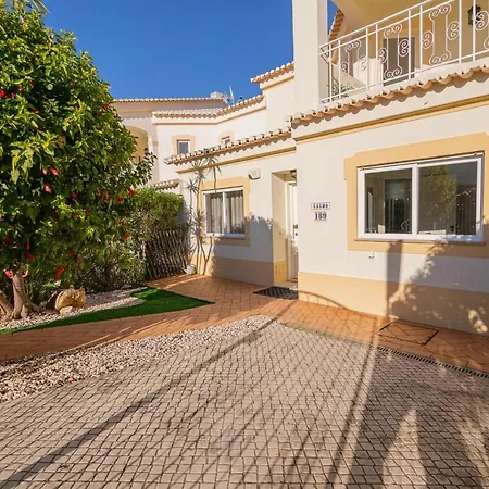 Tropical Oasis Park Villa