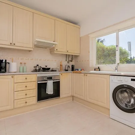 Tropical Oasis Park *